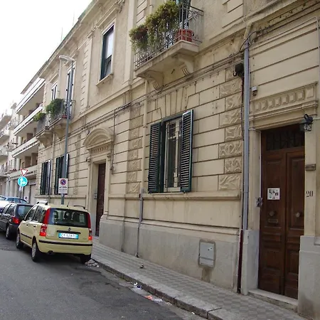 La Maison Des Livres