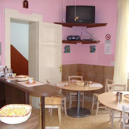 Bed & Breakfast La Maison Des Livres *