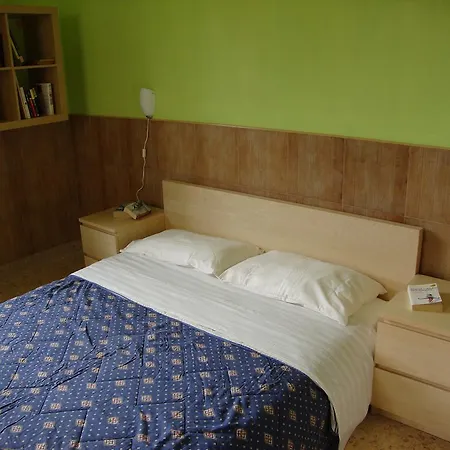 Bed & Breakfast La Maison Des Livres *
