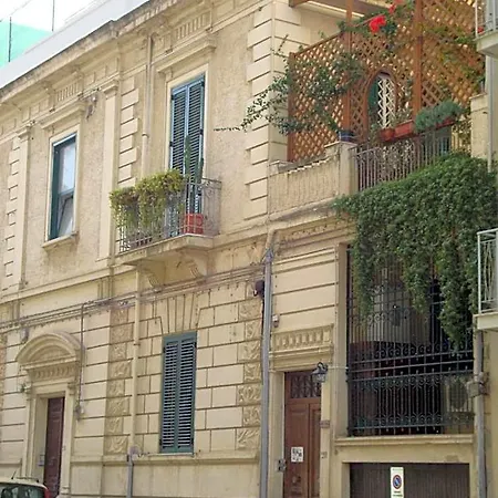 La Maison Des Livres