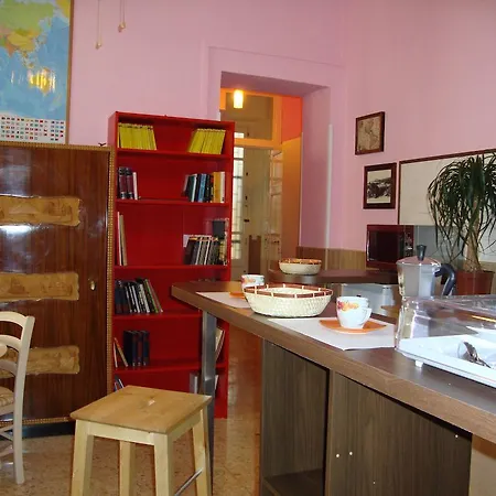 Couette-café La Maison Des Livres Reggio de Calabre