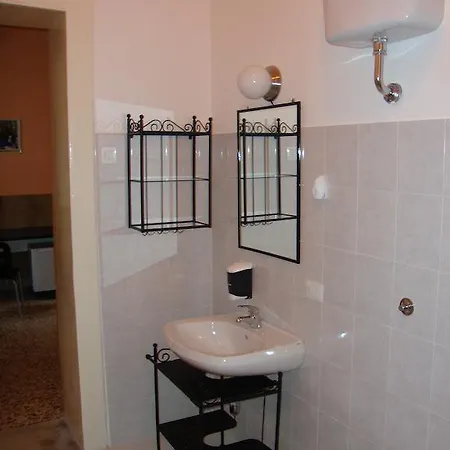 La Maison Des Livres