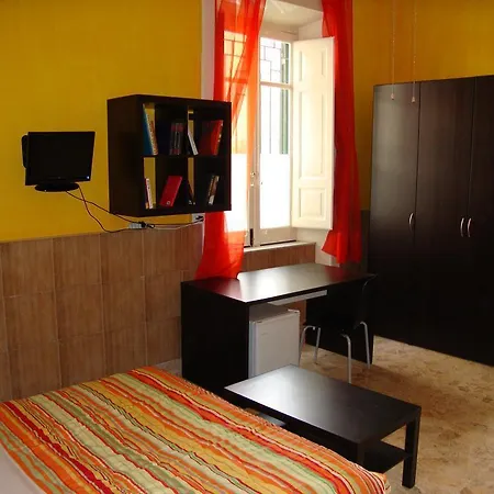 Bed & Breakfast La Maison Des Livres Reggio di Calabria